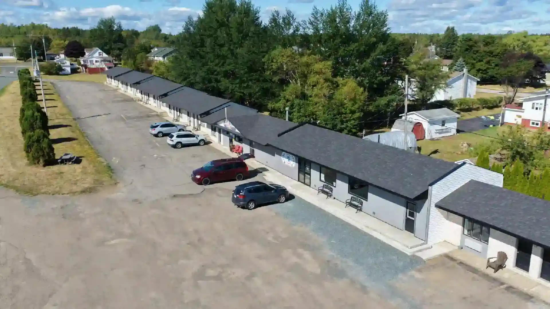 Motel Petit-Rocher Motel & Chalets L'Acadien